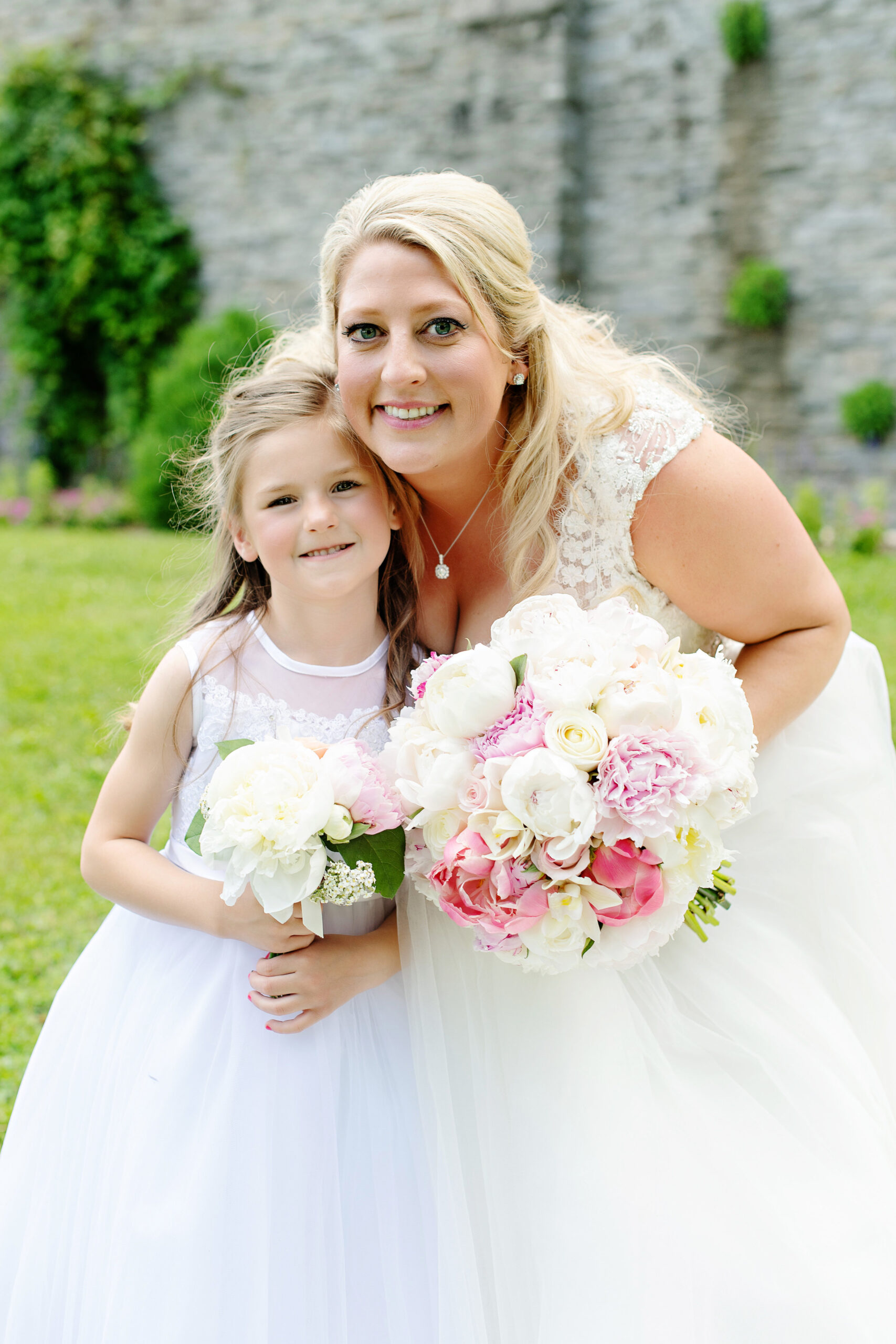  Cincinnati Greenacres Art Center wedding with blush, magenta, white bridesmaids bouquets by Yellow Canary 