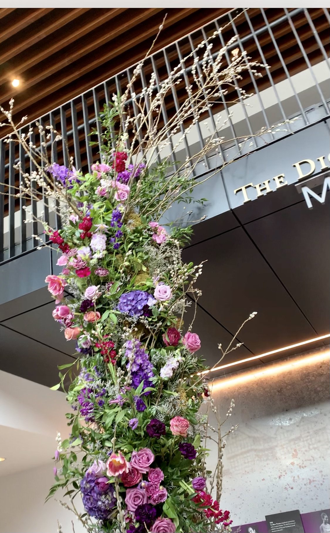 Floral Column for Cincinnati playhouse in the park