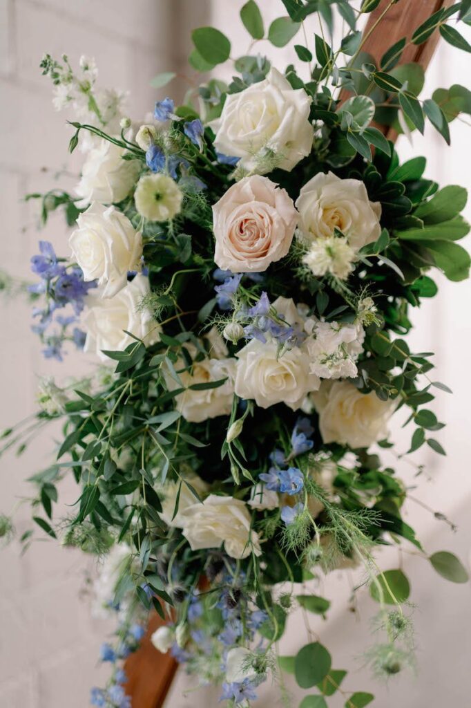 mohave east wedding altar with florals